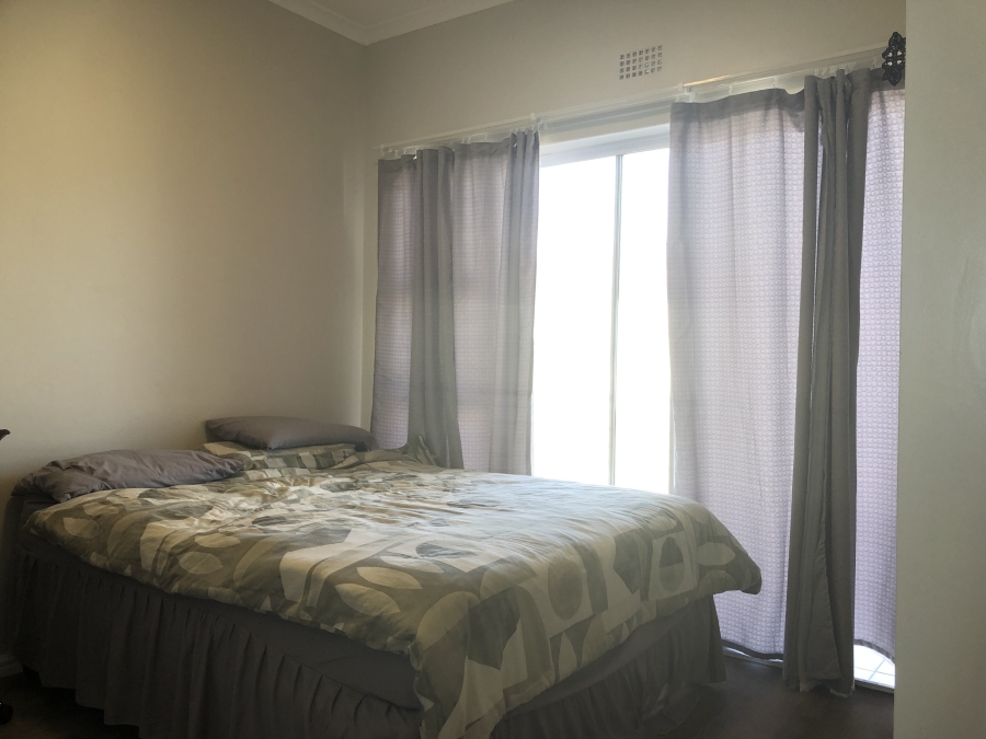 2 Bedroom Property for Sale in Muizenberg Western Cape